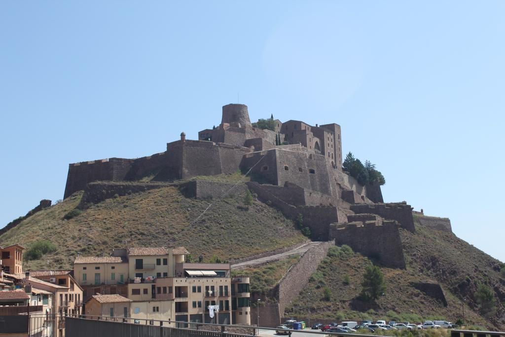 Apartment Market Square Cardona Chambre photo